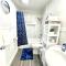 Casa Bella Homes - Top floor 2-BR 1 Bath Condo, Centrally located