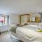 4 Bed in Sway NFL94