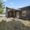 Tukidale Cottage - 3BR Cottage l WiFi l Air-Con l Relaxing Location