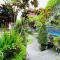 Aura Bisma Guesthouse