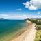 7BR 3BH Beach Escape. 2 min to Browns Bay Beach