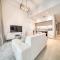 Bright Studio With Mesmerizing Canal and City View - 迪拜