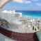 Hilton Cancun Mar Caribe All-Inclusive Resort - Cancún