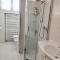 Private room and bathroom close to Piazzale Roma in Venice Mestre