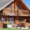 Laura's Lodge Hot Tub Log Cabin, Felmoor Park, Morpeth, Northumberland - 费尔顿