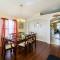 *New 4 BD Home* Hot Tub* Mins to JAX Intl. Airport - 杰克逊维尔