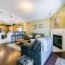 *New 4 BD Home* Hot Tub* Mins to JAX Intl. Airport - 杰克逊维尔