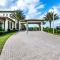 Resort Style, close to Disney and other parks