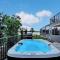 Lake Luxe Equine, Waterfront, Screened-in Pool, Hot Tub - Lake Views! Hosted By Relaxtay