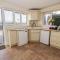 11 Glyn Garth Mews