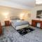 11 Glyn Garth Mews
