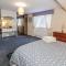 11 Glyn Garth Mews