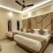 BLESS INN - Near Connaught Place