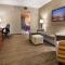 Drury Inn & Suites Cincinnati Sharonville