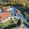 Holiday house with a swimming pool Kotlenice, Zagora - 22219
