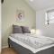 4 Bedroom Cozy Home In Hadsund