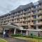 NORTHPOINT CONDO Free Airport Pick Up for 3 nights stay or more