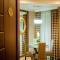 Royal Garden Hotel