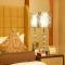 Royal Garden Hotel