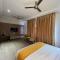 Hotel Three Seasons