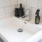 2 bedroom apartment in trendy Potts Point