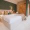 Luxury, Castle View Apartment! Free Spa , Windsor Town Centre