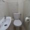 La Petite Grange gîte climatisé plain-pied 3 chambres 5 personnes 2 toilettes, parking, WIFI, piscine dété chauffée à partager, Animaux acceptés Gîte en pleine nature