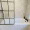 New King-size bed en-suit, luxury refurbished home