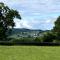 Elizabethan Manor at gateway to the Brecon Beacons