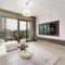 Luxe 1-Bedroom Elegance in Palace Residences - Dubaj