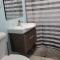 Chic 3 Bedroom Unit, Few Steps To The Ocean, Barbosa Unit 4 - Catano