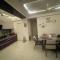 3 BHK APARTMENT FOR BUSINESS Or COUPLES ONLY