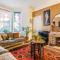 The Holyrood Park Hideaway is a Lush & Arty 2 Double Bed Apartment