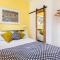 Holyrood Park: Lush & Arty 2 Double Bed Flat - Edinburgh