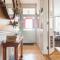 Holyrood Park: Lush & Arty 2 Double Bed Flat - 爱丁堡