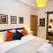 The Holyrood Park Hideaway is a Lush & Arty 2 Double Bed Apartment