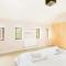 Pass the Keys Self Contained 1 Bed Coach House