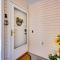 Updated Branson Condo with Lake Taneycomo Views!