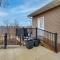 Lake Ozark Apartment with Balcony Less Than 1 Mi to Water!
