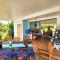 Duplex en bord de mer Fare Tahitea Pension - Taputapuapea