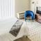 Cozy Apt w/ QueenBed_Dt_WiFi_DogsPark_GYM+Pool+TV - Чаттануга