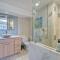 Oceanfront, Luxury Remodel, Pool, Walk To Dining