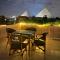 King hur pyramids inn - 开罗