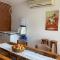 4 SUITES, AR COND TV, INTERNET, PISCINA,150 MTS PRAIA! Aceitamos Pet!