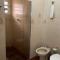 4 SUITES, AR COND TV, INTERNET, PISCINA,150 MTS PRAIA! Aceitamos Pet!