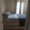 Crystal Room 1 Guest House near 12mins to EWR airport / Prudential / NJIT / Penn station
