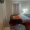 Crystal Room 1 Guest House near 12mins to EWR airport / Prudential / NJIT / Penn station