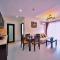 Kosmos Apart Hotel Phu Quoc - Night market & Walkin to beach