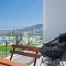 Modern and spacious apartment with beautiful roof terrace and sea view