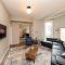 The Secret West Loop Oasis for up to 4 guests - 5 minutes to United Center! - Chicago